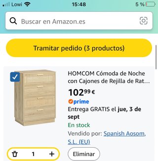 Cómoda de 4 cajones,ratán y tiradores de madera