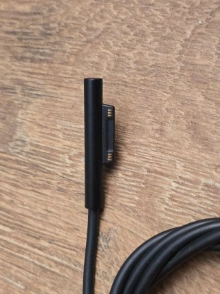 Cargador Oficial Microsoft Surface