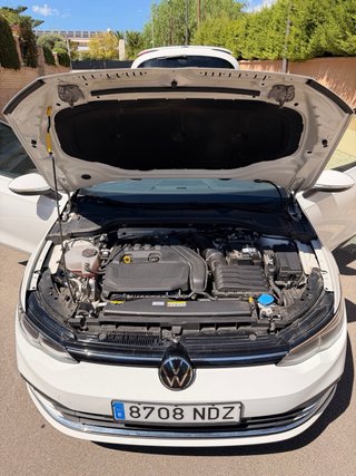 Volkswagen Golf 8 2024