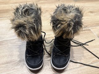 Botas Moon Boot niña talla 29