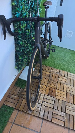 Scott Addict RC 15 SRAM Rival AXS