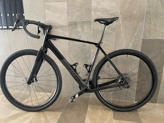 Bicicleta Gravel Trek Negra Chekpoint