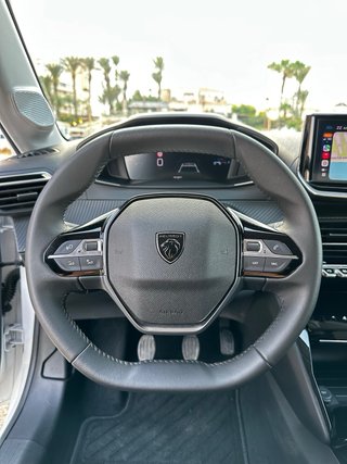 Peugeot 208 1.2 Allure 2025