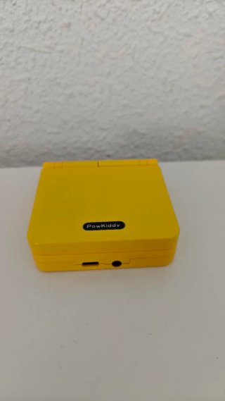 Consola Powkiddy V90 Amarilla + 16GB
