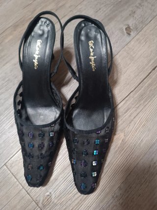 Zapatos de tacón El Corte Inglés negros