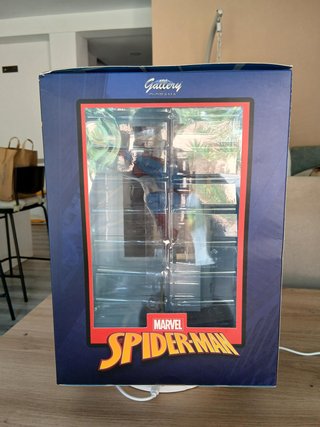 Figura Marvel Spider-Man Diorama 25 Aniversario
