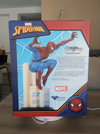 Figura Marvel Spider-Man Diorama 25 Aniversario