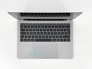 MacBook Pro 13" (2017) Intel Core i7 2.5GHz 2 núcleos - SSD 256Gb - 16GB RAM - Gris Espacial