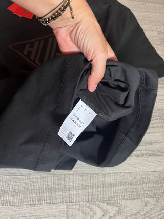 Camiseta Hugo Negra Talla S