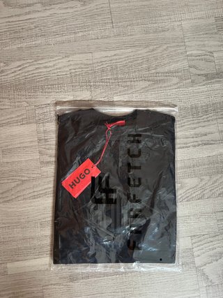 Camiseta Hugo Negra Talla S