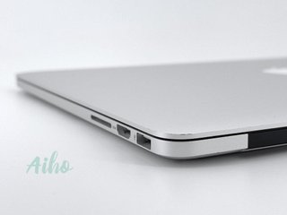 MacBook Pro 15" Intel Core i7 2.2GHz 4 núcleos - SSD 512GB - 16GB RAM