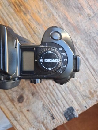 Minolta a 507 si Cámara Analógica Negra