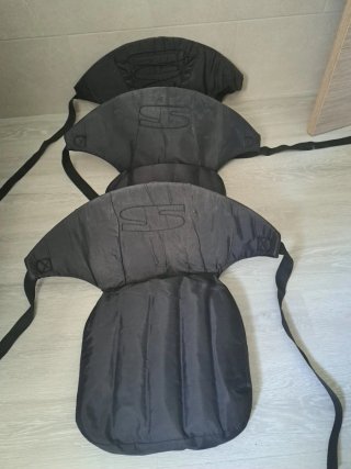 Kayak inflable azul y gris