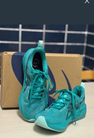 Asics Novablast 5L Talla 45