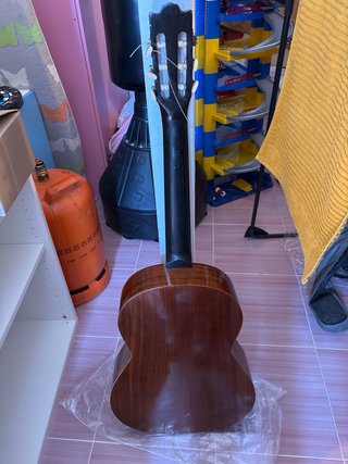 Guitarra Admira Clásica