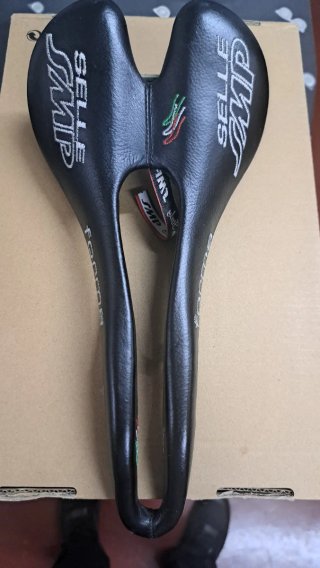 Sillín Bici SMP  Selle Italia Negro.modelo forma