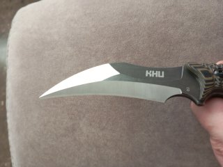 Herramienta de corte con funda. Acero D2