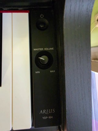Piano Yamaha Arius YDP-164 Negro con Banqueta