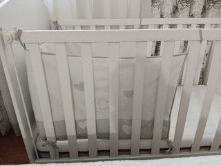 Cuna bebé con ruedas y colchón