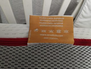 Cuna bebé con ruedas y colchón