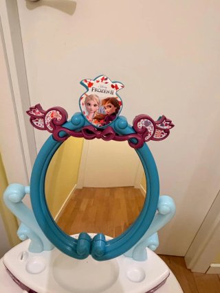 Tocador infantil Frozen con taburete