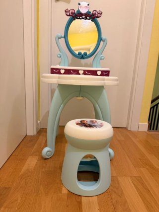 Tocador infantil Frozen con taburete