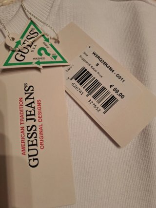 Sudadera Guess Talla S  Sin estrenar