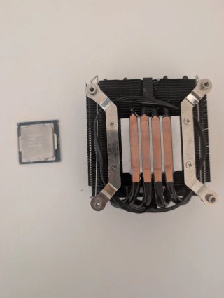 Intel Core i5 8400 con disipador
