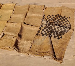 Lote 30 sacos de yute