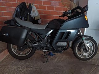 BMW K75 Negra