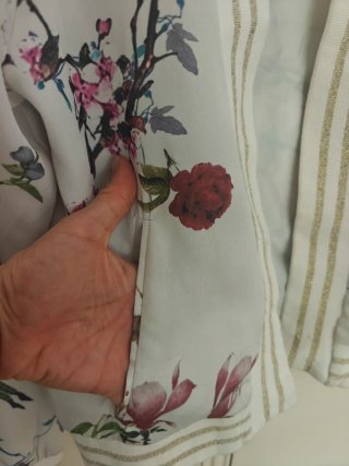 Kimono floral Stradivarius talla M