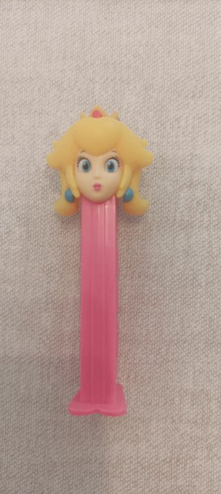 Dispensador pez