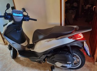 Piaggio Medley 125