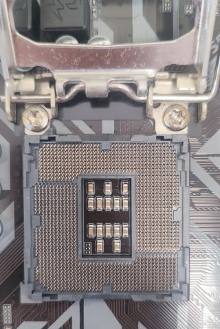 Placa base Gigabyte H310M S2H + i5 8500 + 8GB RAM