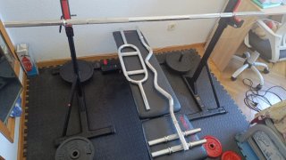 gimnasio(banco,discos,barras, mancuernas,step)