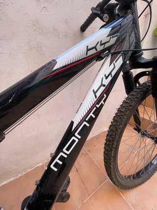 Bicicleta Monty K4 Negra