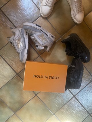Louis Vuitton Sneakers Uomo grigie e nere