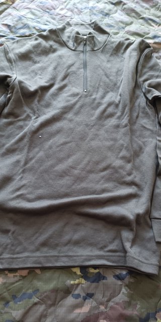 Camiseta termica verde talla M