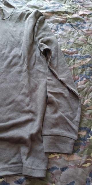 Camiseta termica verde talla M