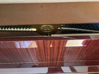 Piano Vertical Yamaha M1S Japonés 1981