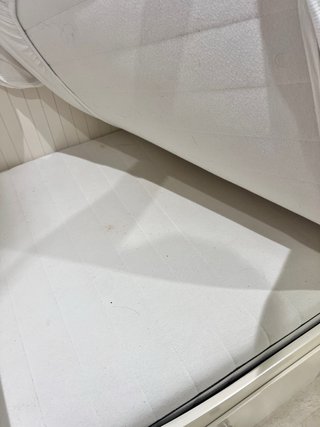 Diván Ikea Blanco Hemmes con dos colchones