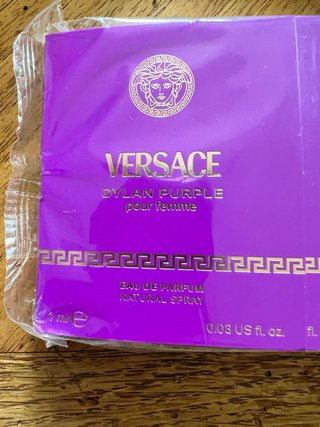 Versace Dylan Purple Eau de Parfum 1ml
