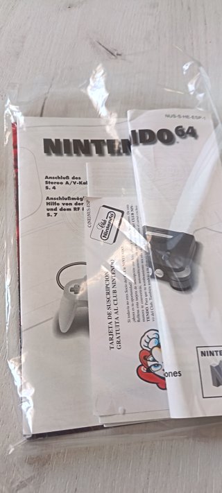 Nintendo 64 + Super Mario 64 + Scatola + Controller