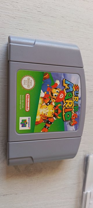 Nintendo 64 + Super Mario 64 + Scatola + Controller