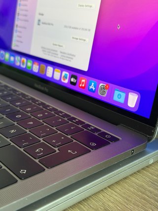 MacBook Pro 2017 13’ 250 GB