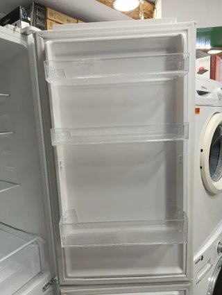 Frigorífico Combi Corberó No Frost 1.85m