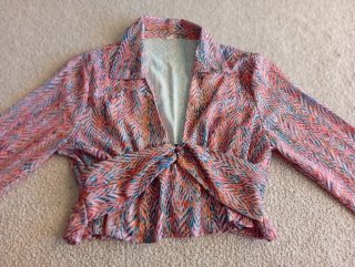 Blusa cruzada estampada Talla M
