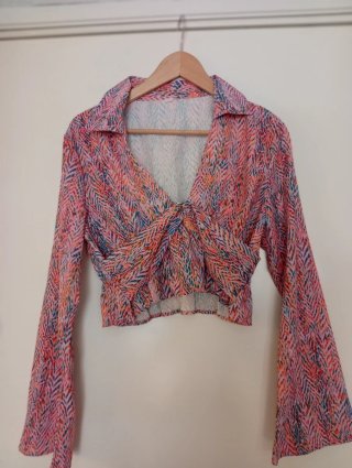 Blusa cruzada estampada Talla M