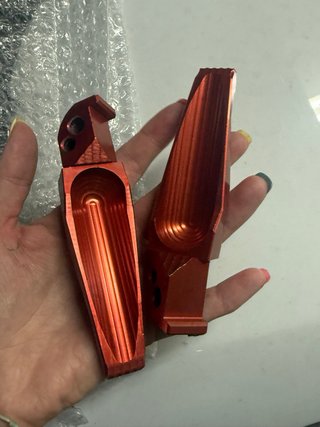 Reposapiés NMAX Rojos Yamaha