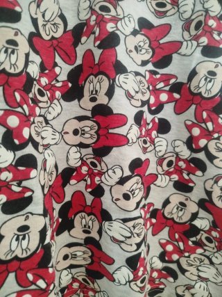 Camiseta Disney Minnie Niña Gris y Rojo
